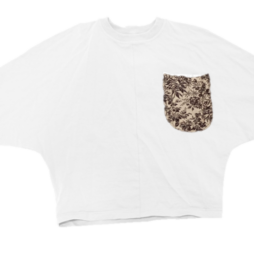 TSHIRT WITH POCKET FRILL